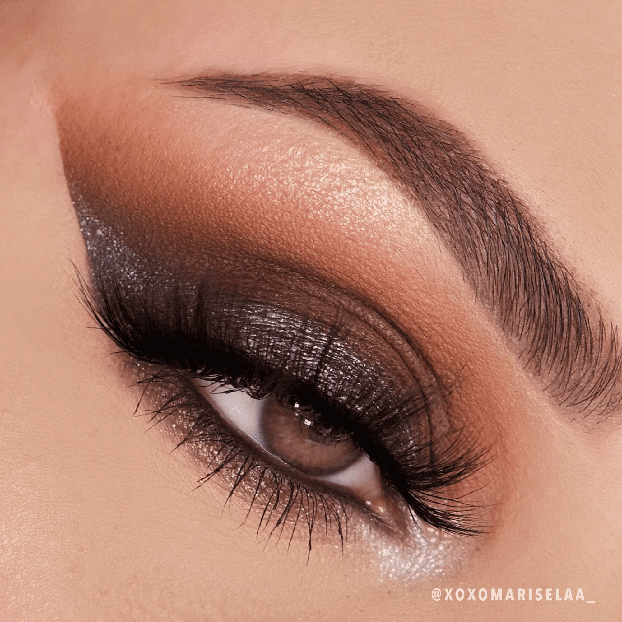 MOIRA Endless Moonlight 15 Colour Eyeshadow Palette - Image 4