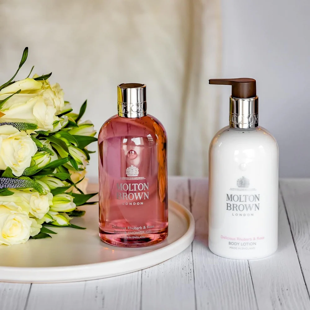 Molton Brown Delicious Rhubarb & Rose Hand Lotion 300ml - Image 3