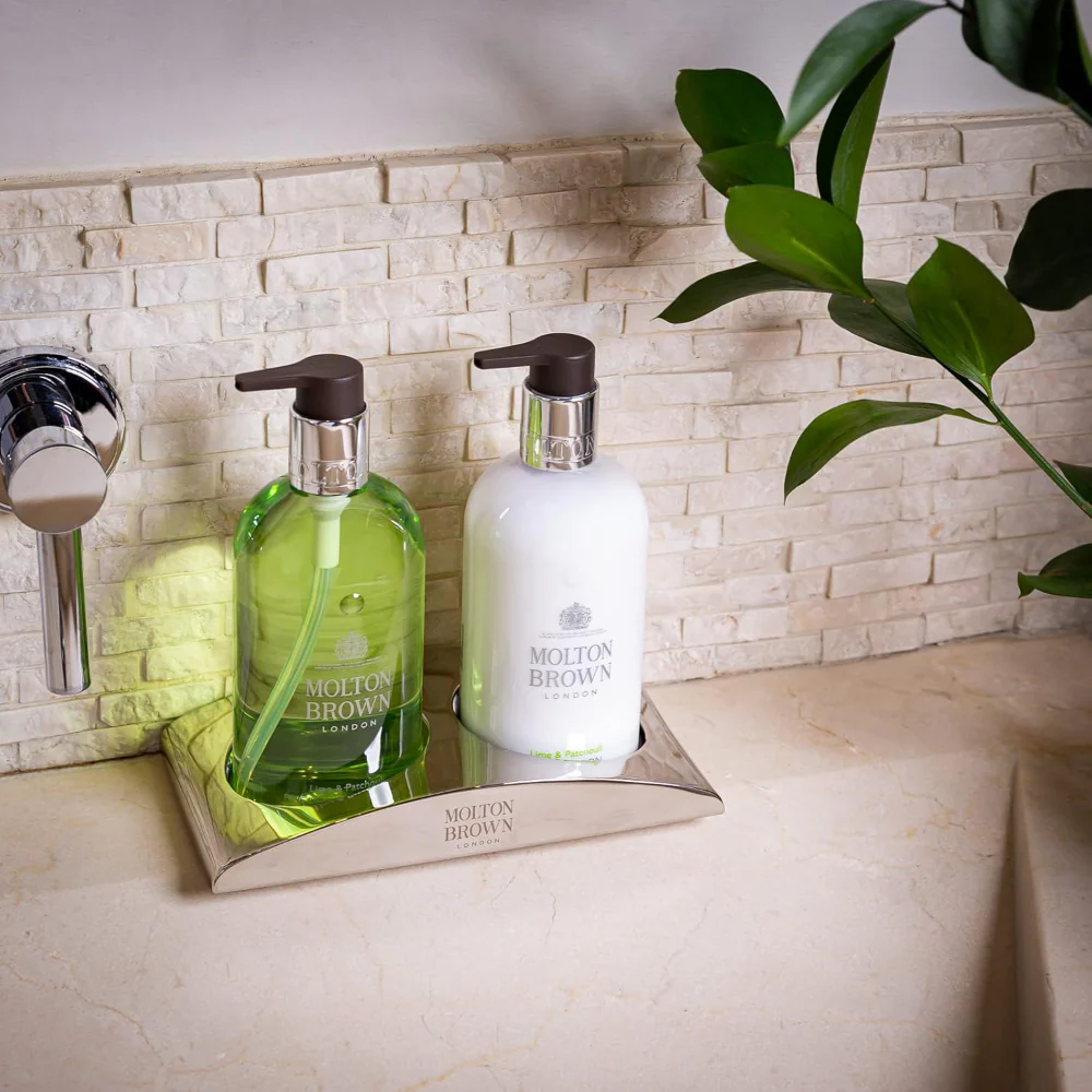 Molton Brown Lime & Patchouli Fine Liquid Hand Wash 300ml - Image 3