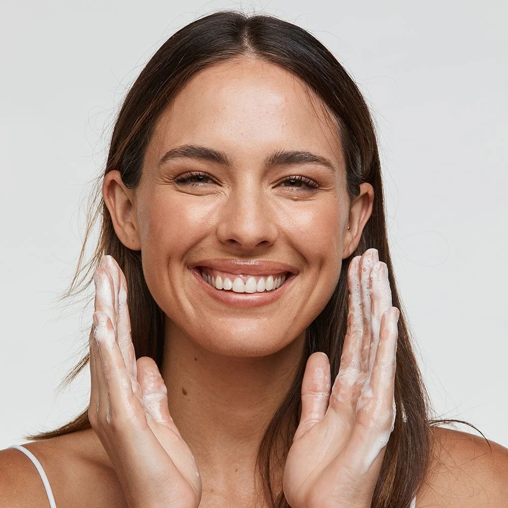 MooGoo Oil Cleansing Method 100ml - Image 2