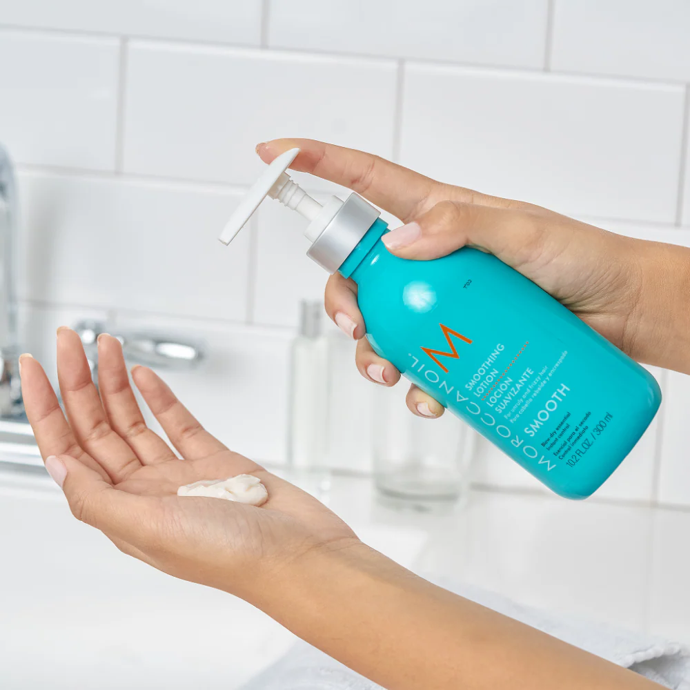 Moroccanoil Smoothing Lotion 300ml - Image 5