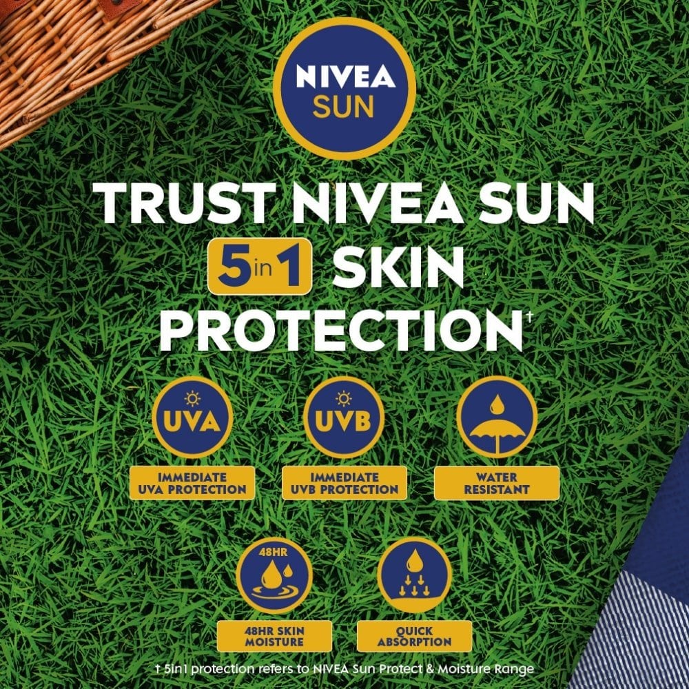 Nivea Sun Protect & Moisture Lotion SPF15 200ml - Image 3