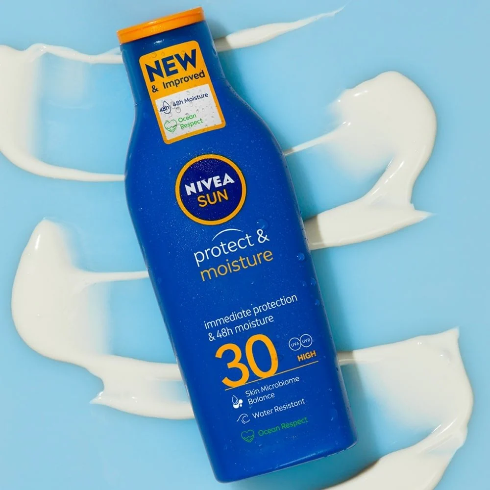 Nivea Sun Protect & Moisture Lotion SPF30 200ml - Image 2