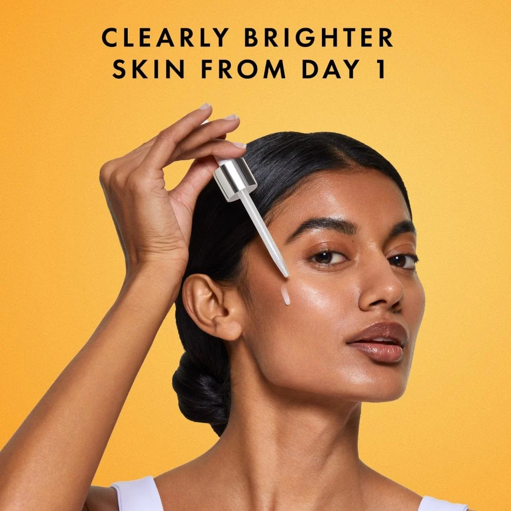 Olay Vitamin C + AHA24 Ultra Brightening Gel Serum 40ml - Image 2