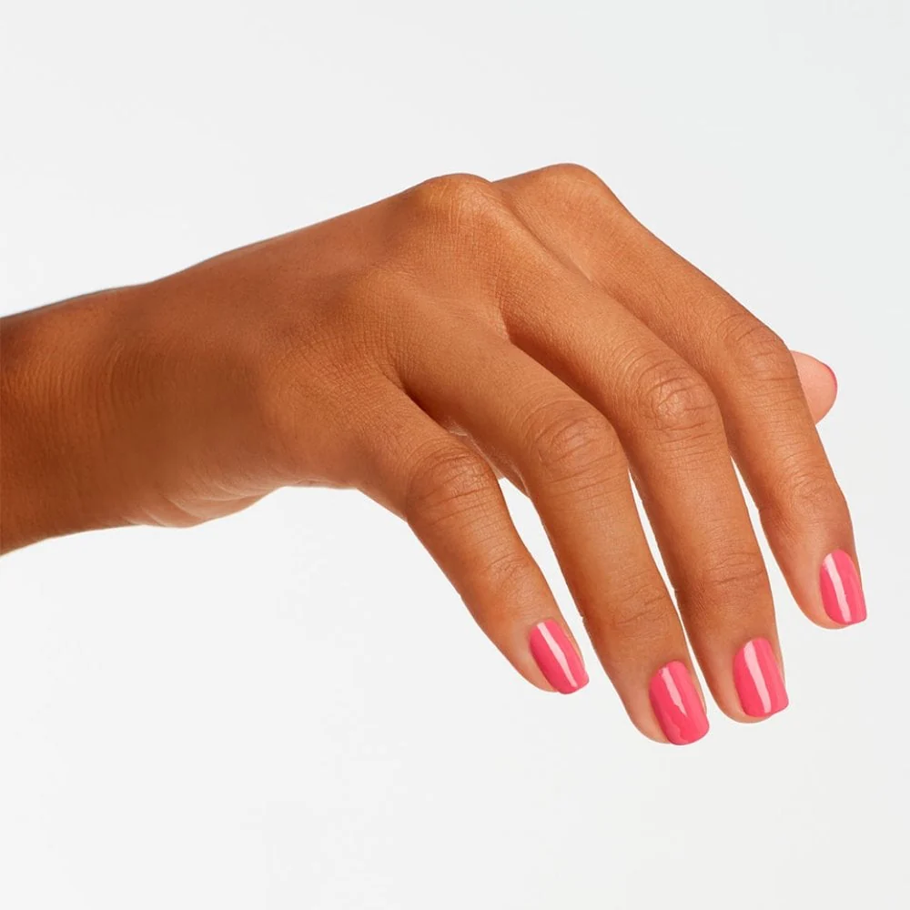 OPI Strawberry Margarita Nail Polish 15ml - Image 5