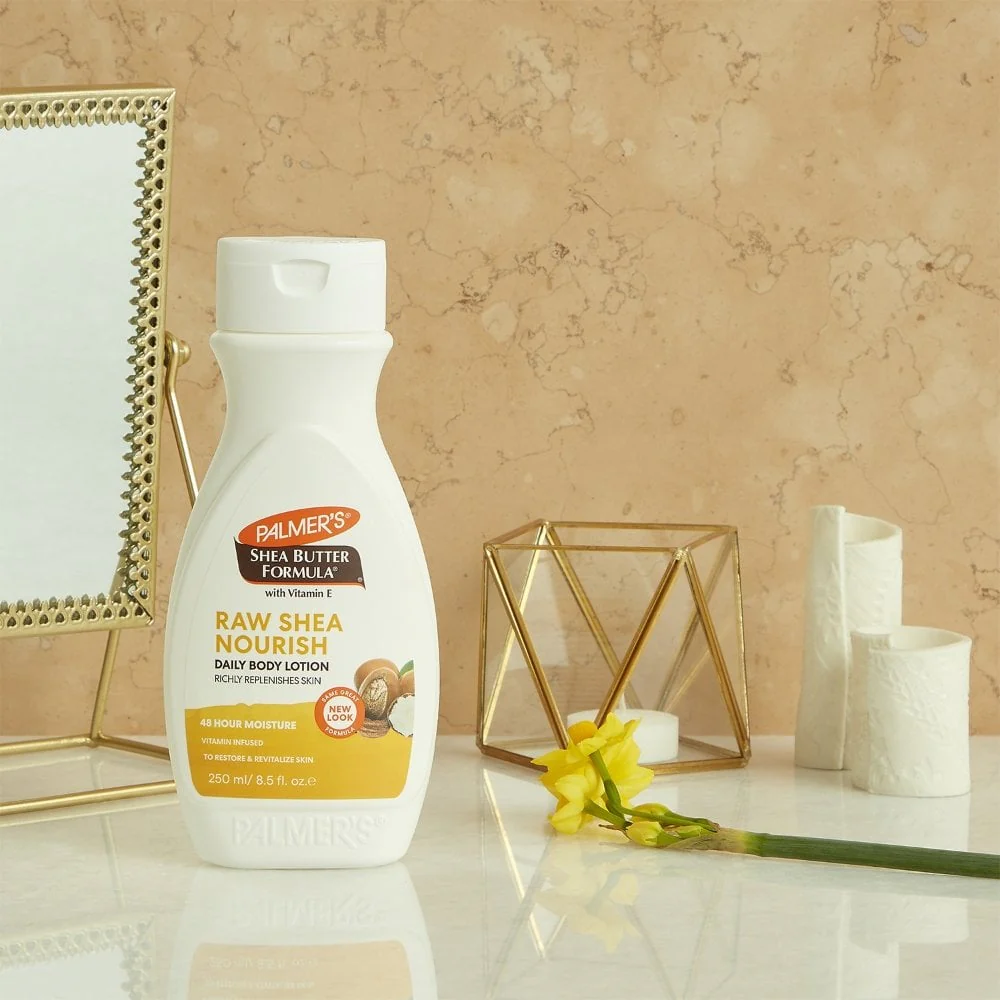 Palmer's Raw Shea Nourish Vitamin Infused Daily Body Lotion 250ml - Image 3