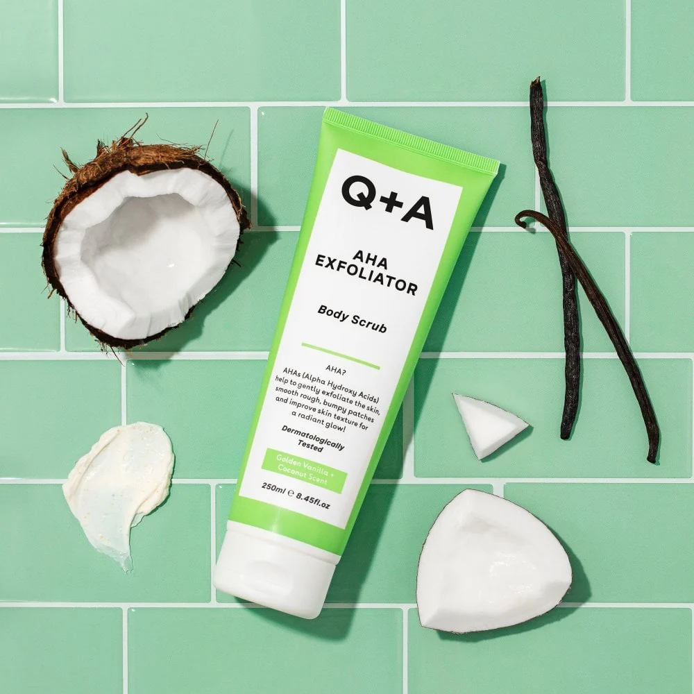 Q+A AHA Exfoliator Body Scrub 250ml - Image 2