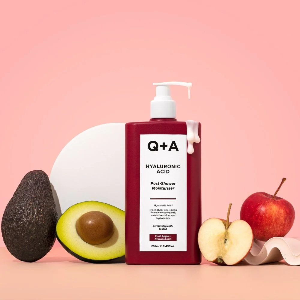 Q+A Hyaluronic Acid Post-Shower Moisturiser 250ml - Image 2