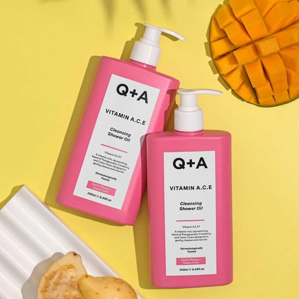 Q+A Vitamin A, C & E Cleansing Shower Oil 250ml - Image 3