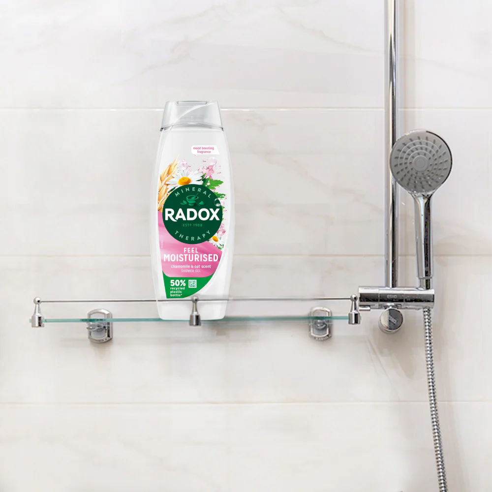 Radox Shower Gel Feel Moisturised 450ml - Image 4