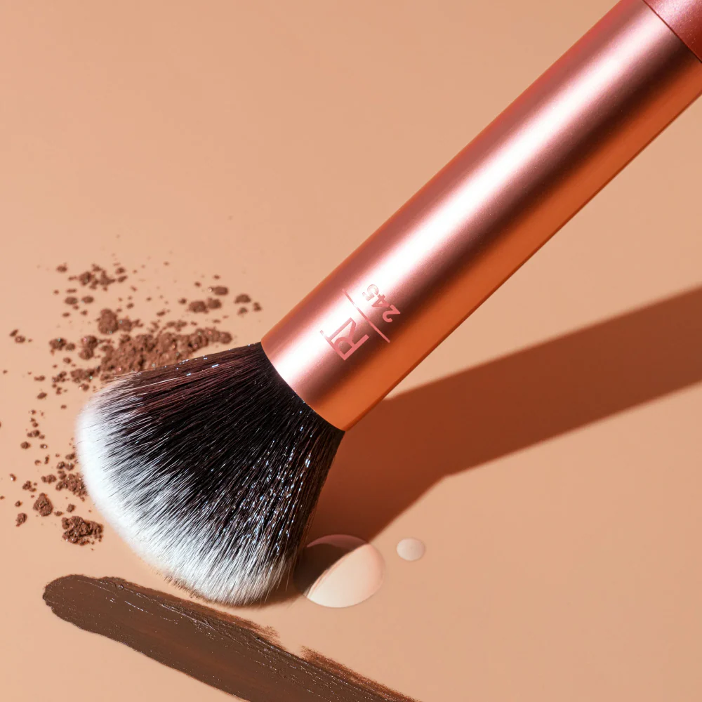 Real Techniques RT245 Everything Face Makeup Brush - Image 4