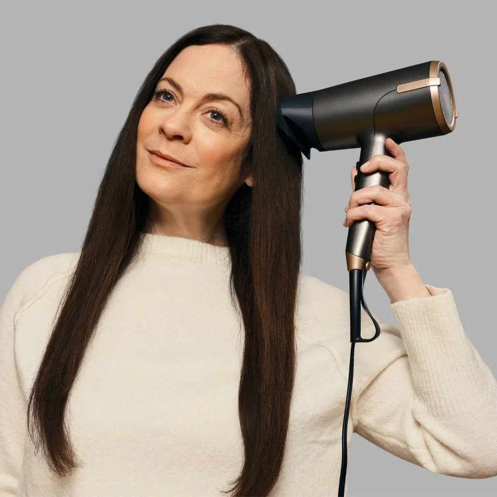 Remington ONE Dry & Style Hair Dryer with Diffuser and Flyaway Attachment D6077 - Image 7