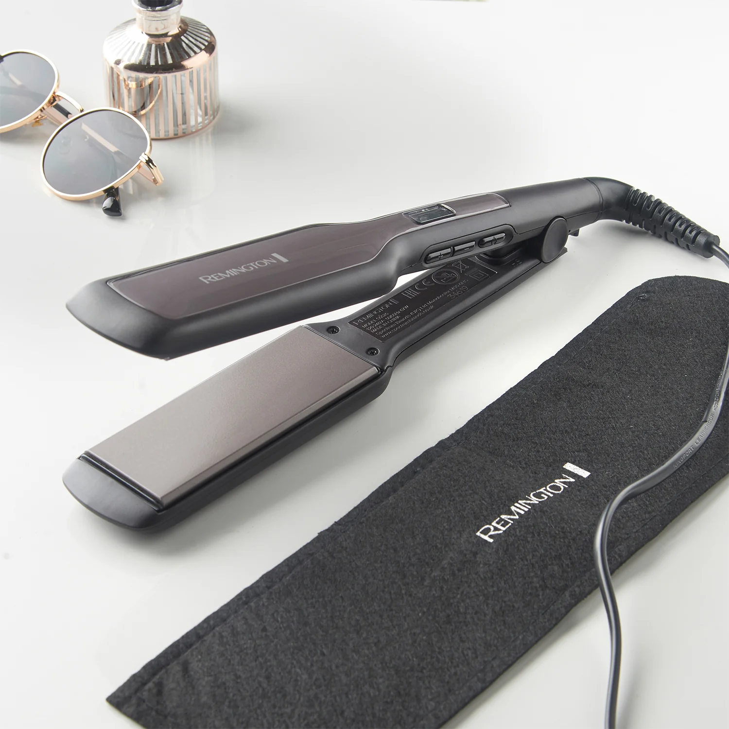 Remington Pro-Ceramic Extra Wide Digital Ceramic Straightener S5525 - Image 2