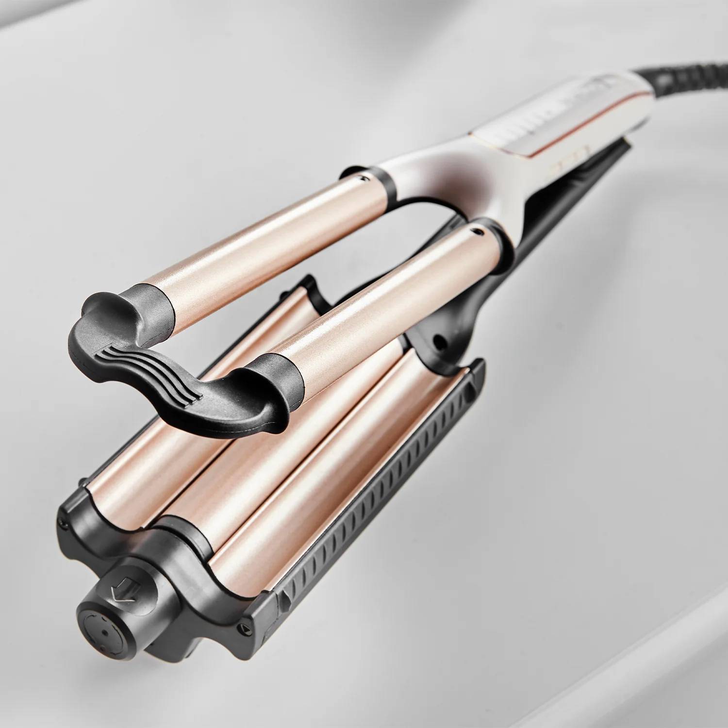 Remington PROluxe 4 in 1 Adjustable Hair Waver CI91AW - Image 2