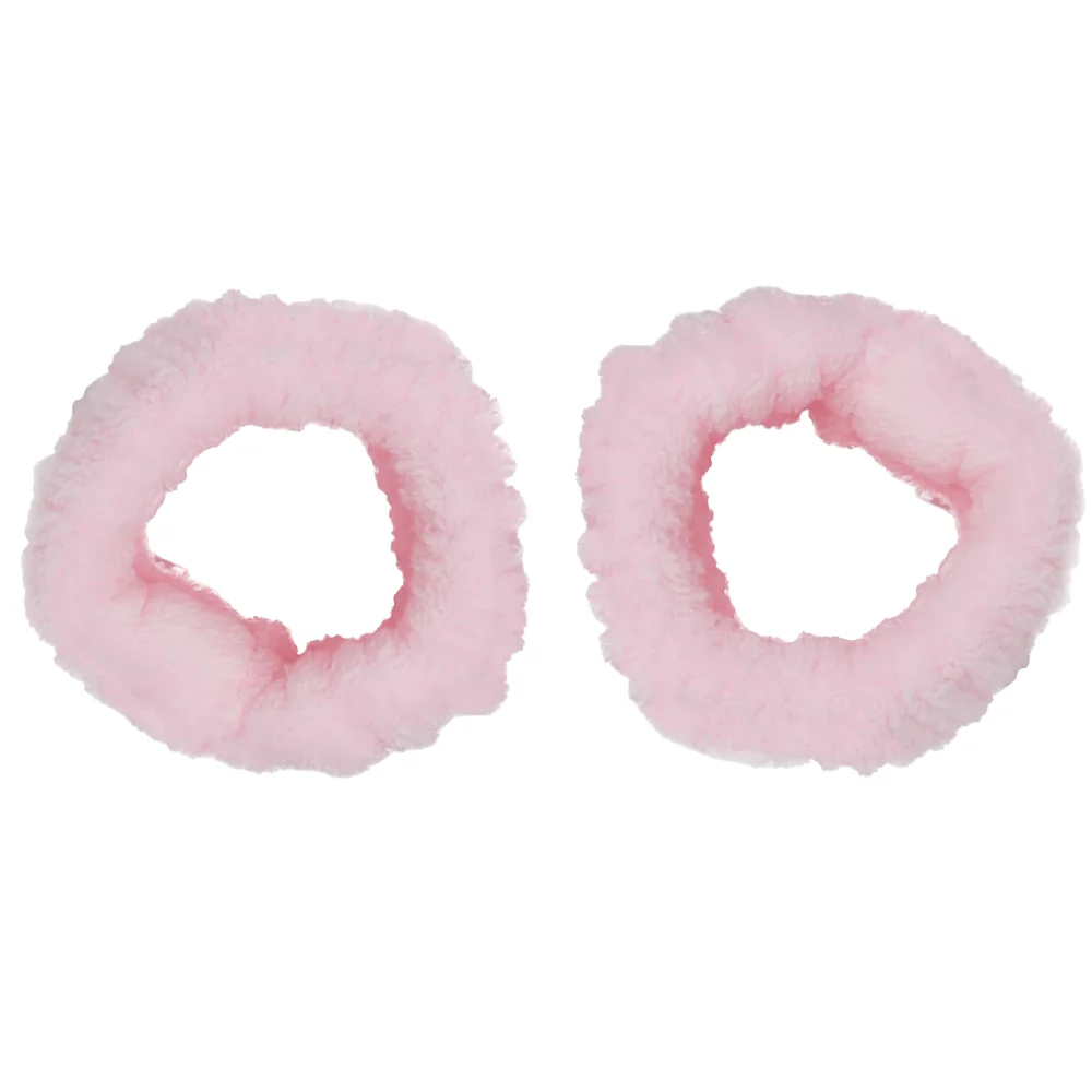 Revolution Skincare Microfibre Anti-Drip Wristbands 1 Pair - Image 2