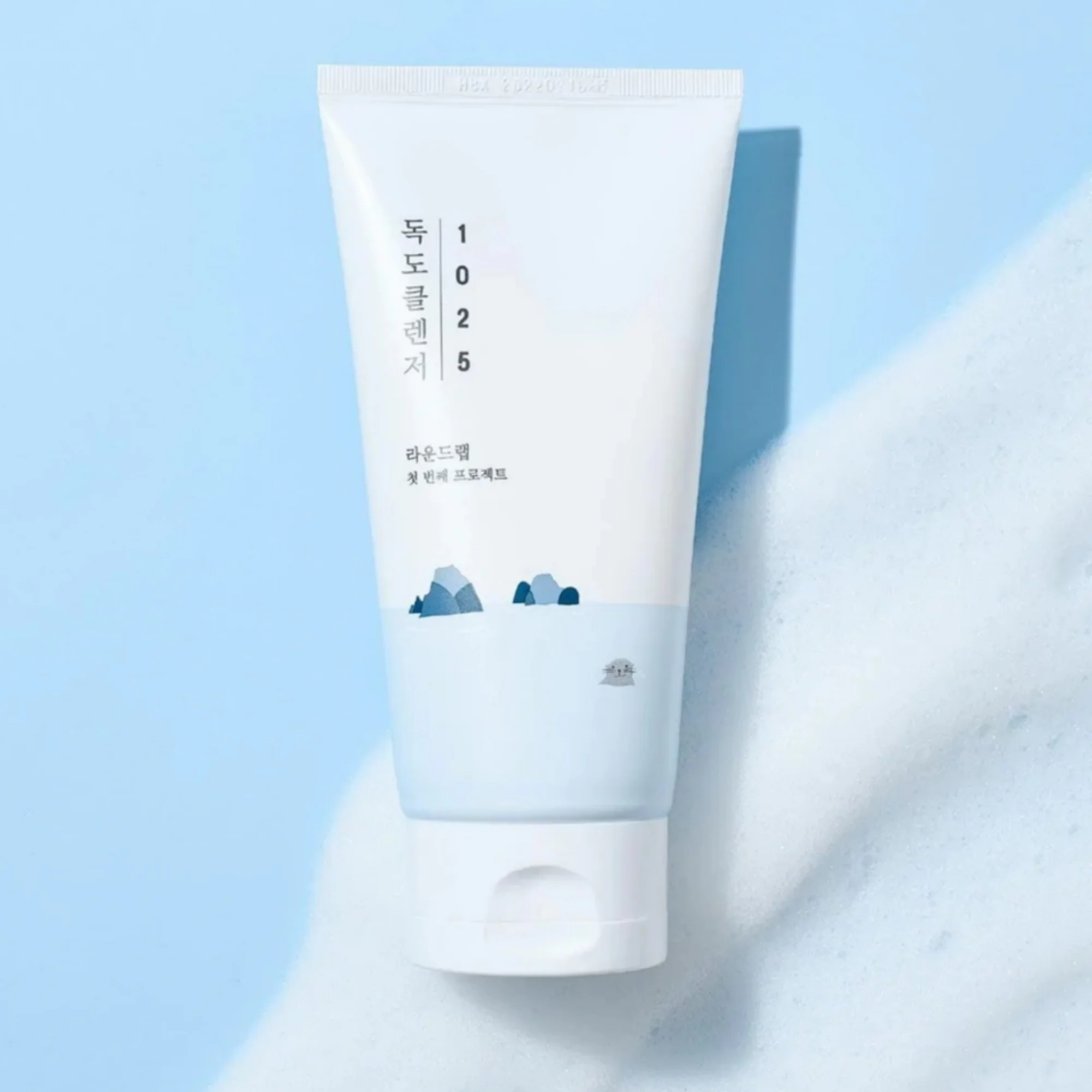 Round Lab 1025 Dokdo Cleanser 150ml - Image 4