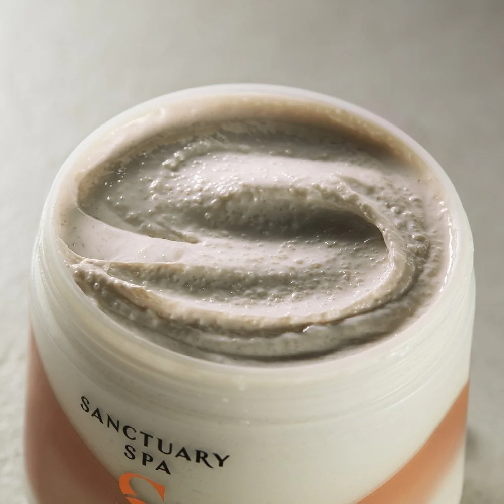 Sanctuary Spa Signature Collection Hot Sugar Scrub 300g - Image 4