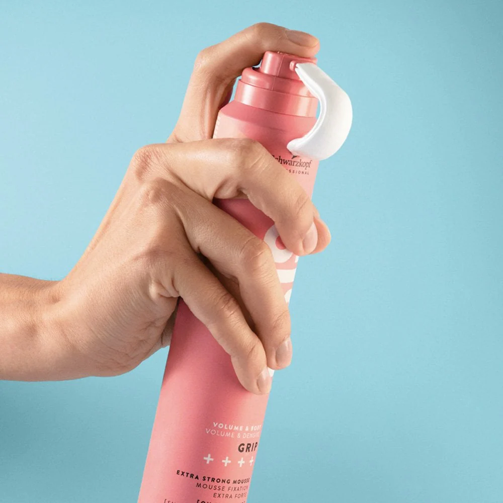 Schwarzkopf Professional OSiS+ Grip Extreme Hold Mousse 200ml - Image 4