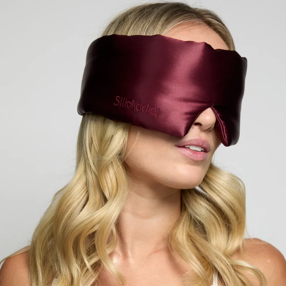 Silk Addict Weighted Mulberry Silk Sleep Mask Berry - Image 2