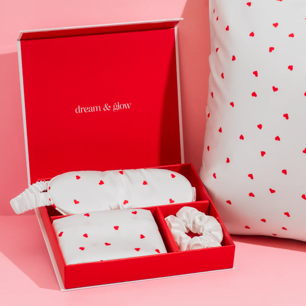 Silver Cloud Satin Gift Set Heart Print - Image 11
