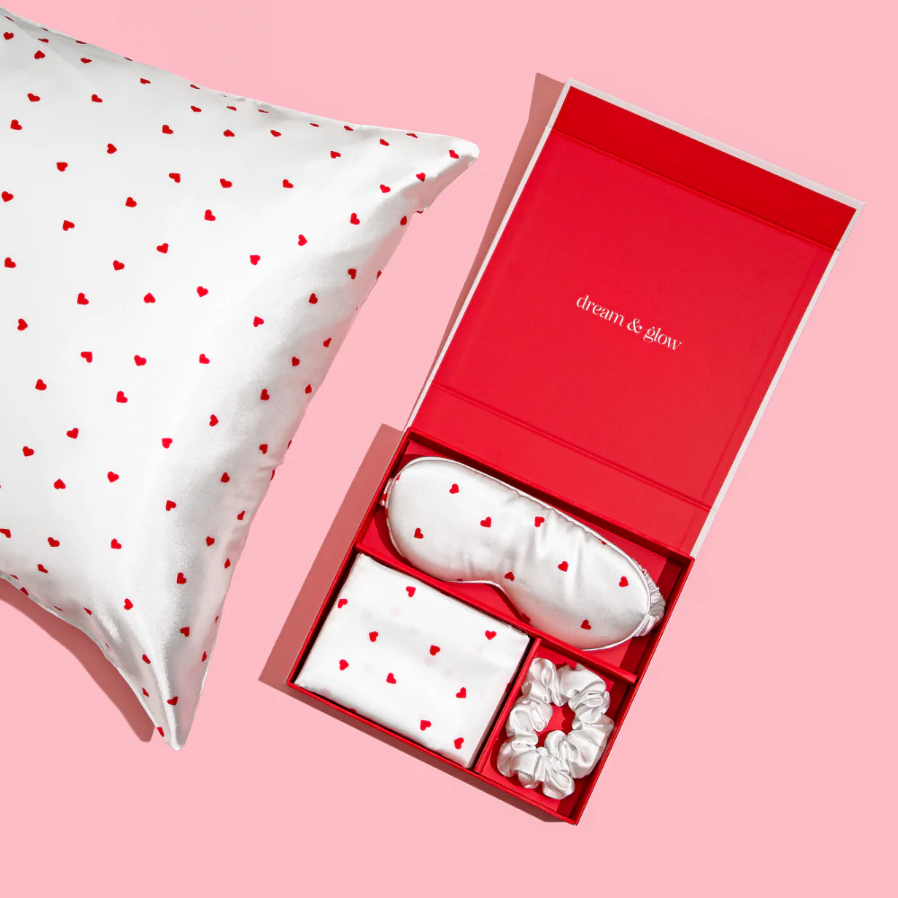 Silver Cloud Satin Gift Set Heart Print - Image 9