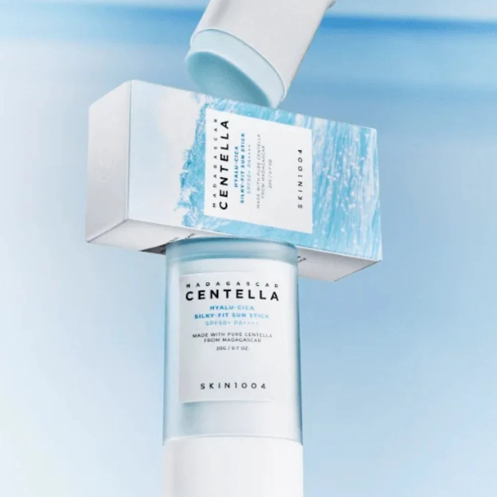 Skin1004 Madagascar Centella Hyalu-Cica Silky-Fit Sun Stick PA++++ SPF50+ 20g - Image 3