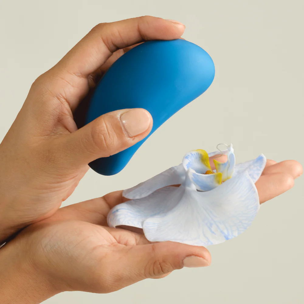 Smile Makers The Ballerina Vulva Vibrator - Image 4
