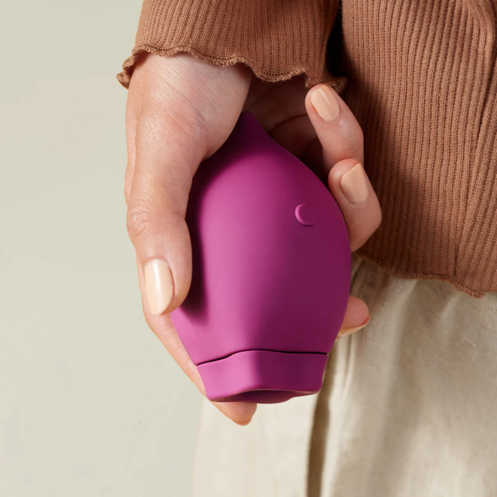 Smile Makers The Poet Clitoral Suction Vibrator - Image 10