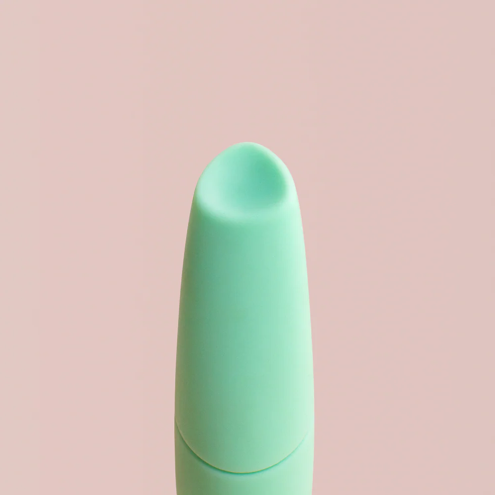 Smile Makers The Whisperer Lipstick Vibrator - Image 9
