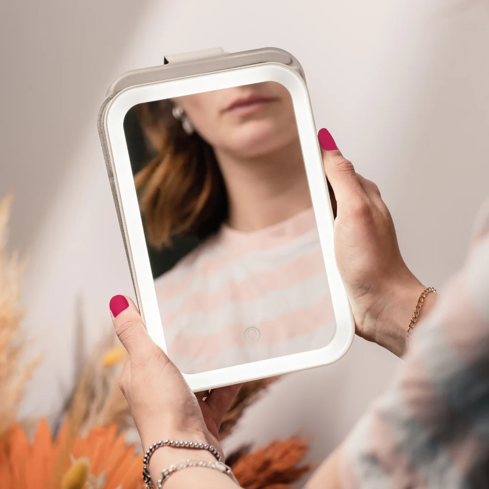 StylPro On Tour Petite Travel LED Mirror - Image 8