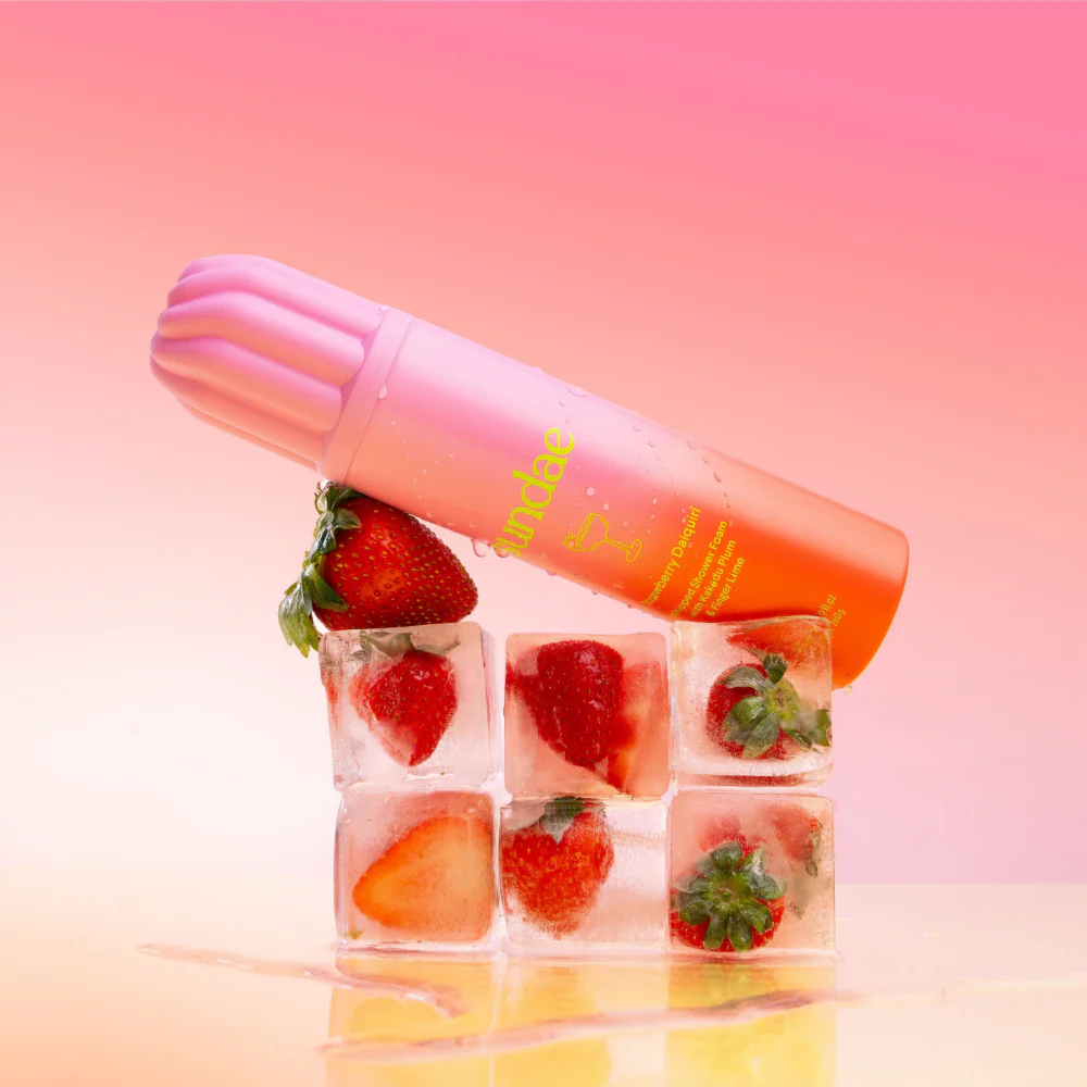 Sundae Whipped Shower Foam Strawberry Daiquiri 265ml - Image 2