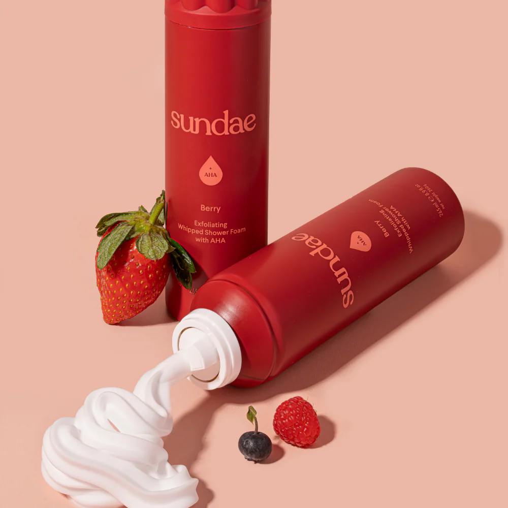 Sundae Whipped Shower Foam Very Berry 265ml - Image 3