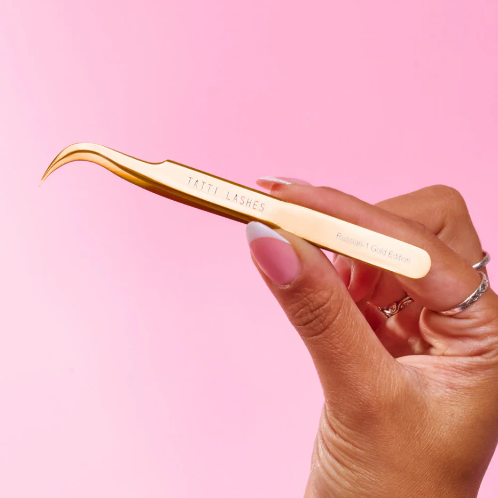 Tatti Lashes Russian 1 Gold Edition Tweezers - Image 3