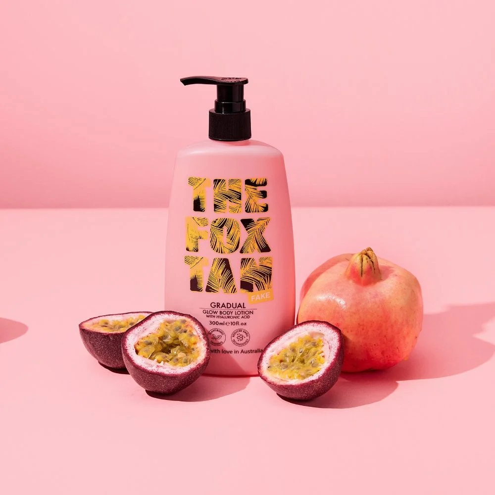 The Fox Tan Gradual Glow Body Self Tan Lotion 300ml - Image 5