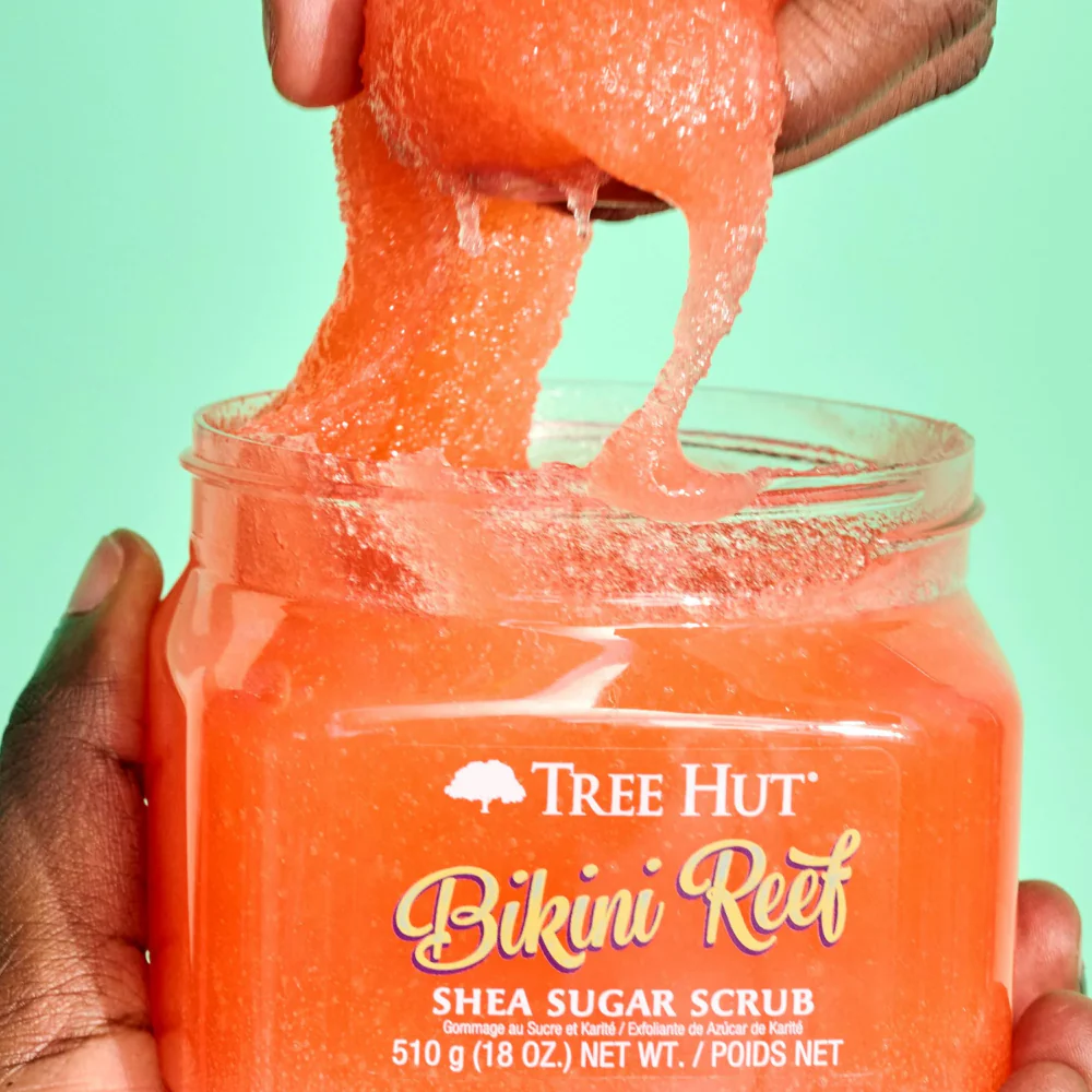 Tree Hut Shea Sugar Scrub Bikini Reef 510g - Image 3