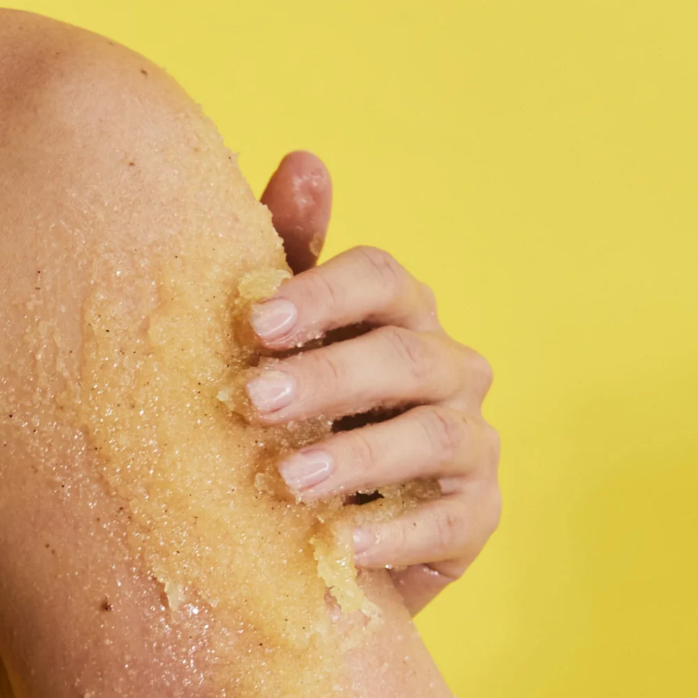 Tree Hut Shea Sugar Scrub Pineapple 510g - Image 4