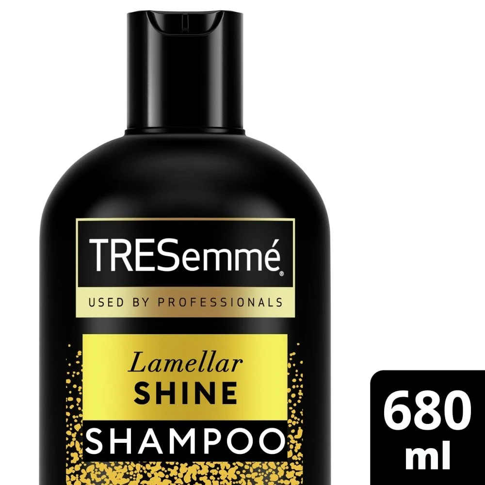 TRESemme Lamellar Shine Ultra Gloss Shampoo 680ml - Image 2