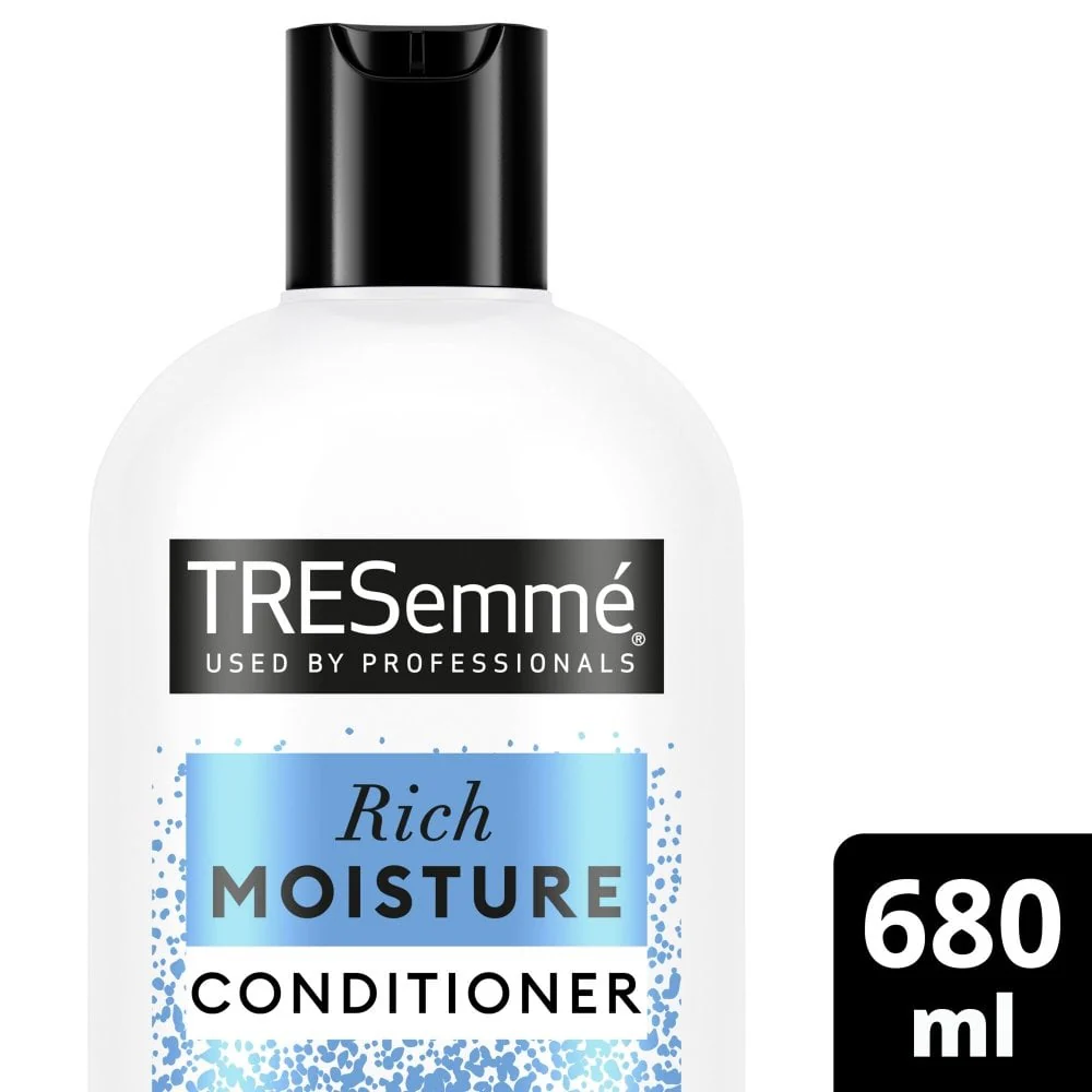 TRESemme Rich Moisture Conditioner 680ml - Image 2