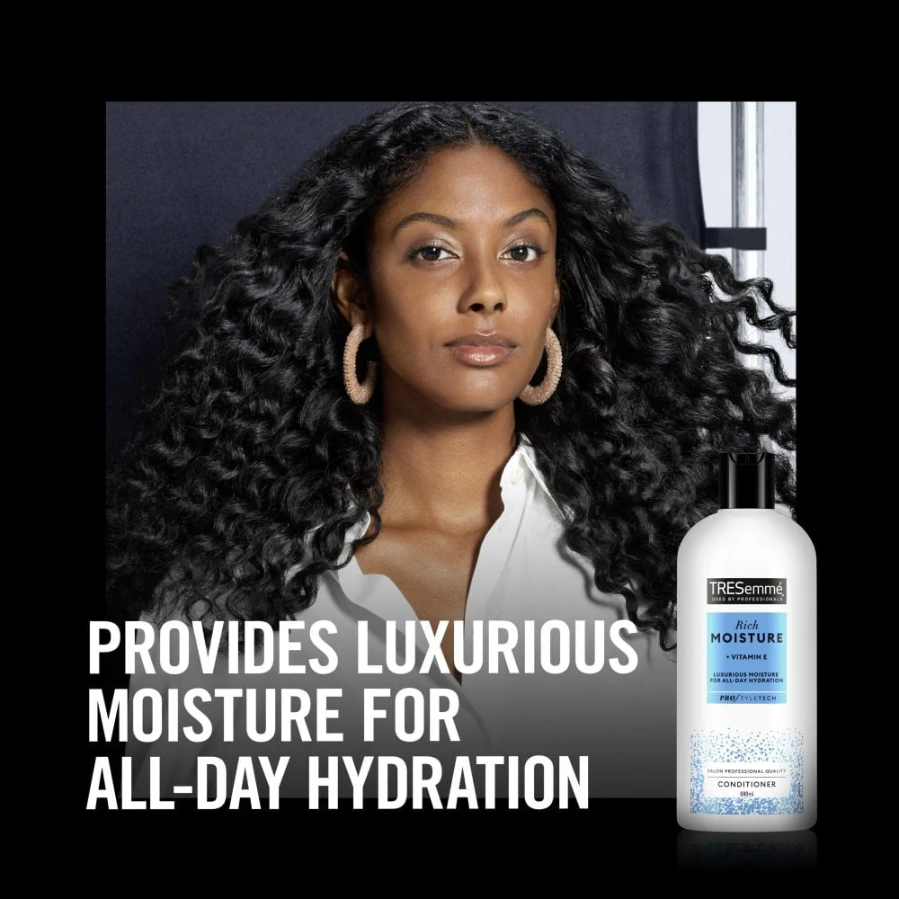 TRESemme Rich Moisture Conditioner 680ml - Image 3
