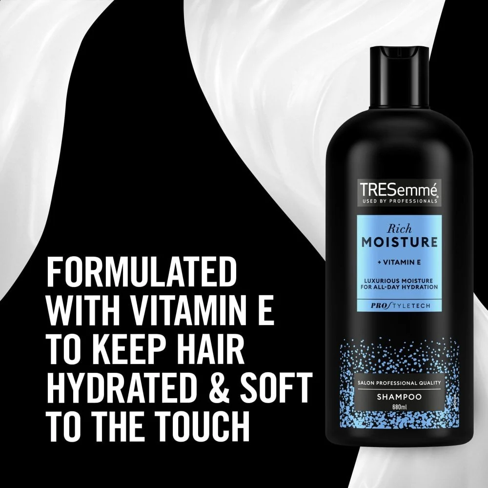 TRESemme Rich Moisture Shampoo 680ml - Image 6