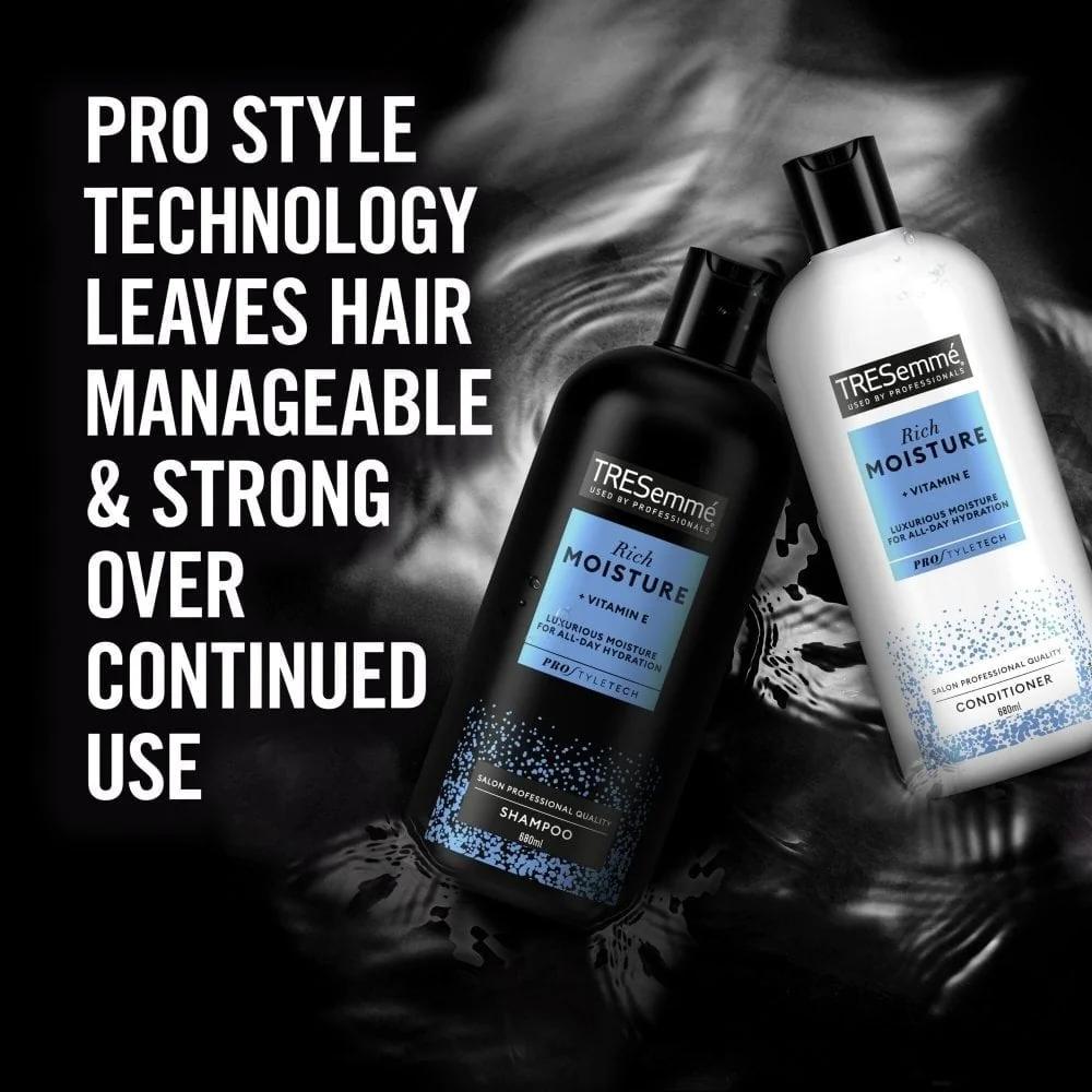 TRESemme Rich Moisture Shampoo & Conditioner Twin 2 x 680ml - Image 4