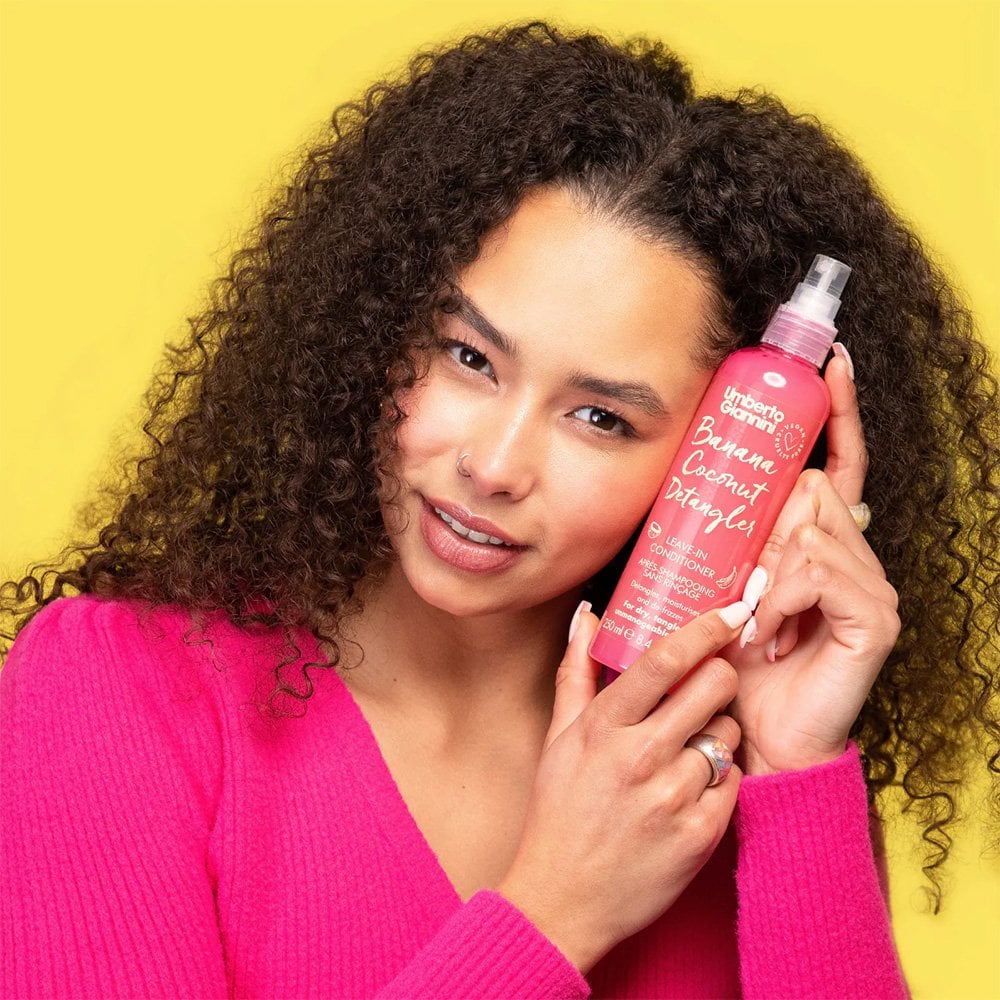 Umberto Giannini Banana Coconut Detangler Leave-In Conditioner Spray 250ml - Image 2