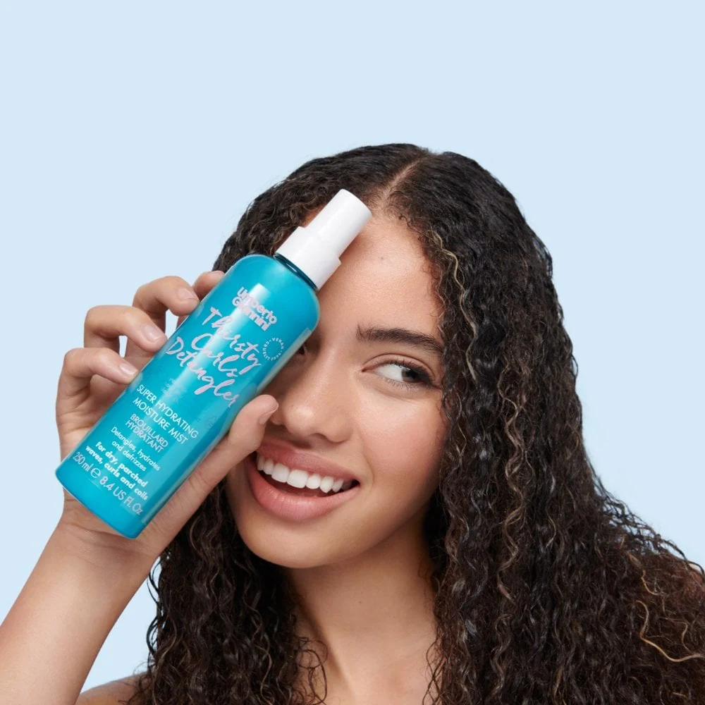 Umberto Giannini Thirsty Curls Detangler Super Hydrating Mist 250ml - Image 4