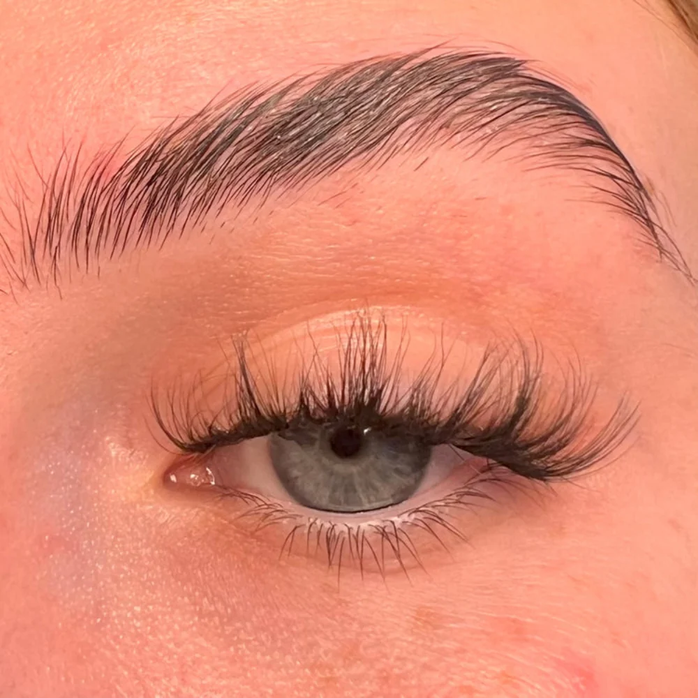 Unicorn Cosmetics For Fluff Sake Unbearlievable DIY Individual Lash Clusters Black - Image 6