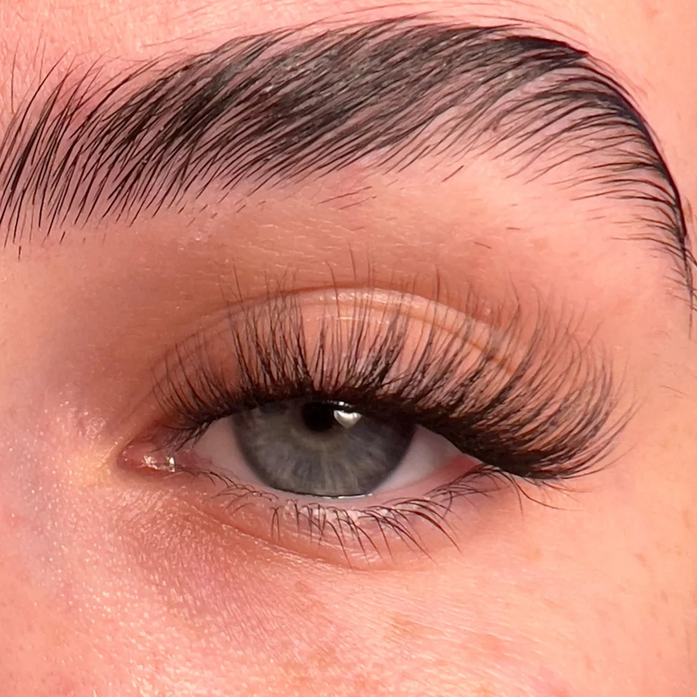 Unicorn Cosmetics Fur-Ever & Always Unbearlievable DIY Individual Lash Clusters Black - Image 8