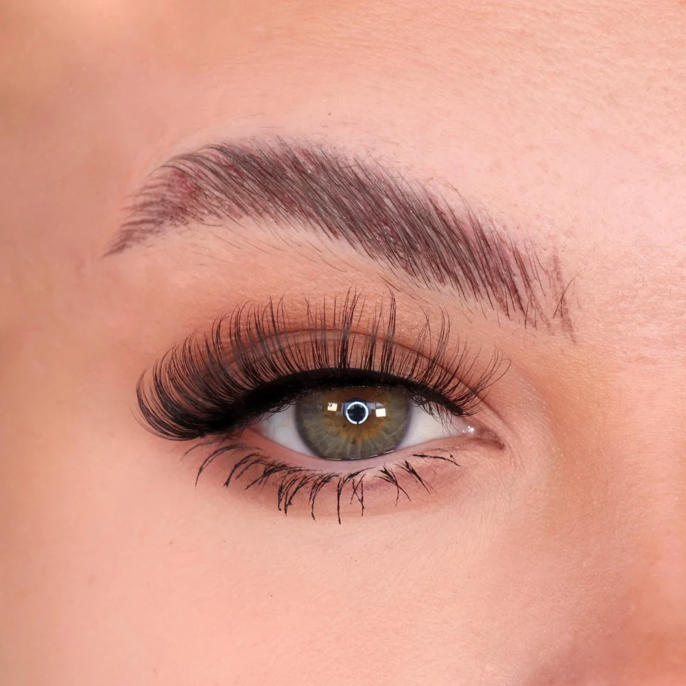 Unicorn Cosmetics Russian Classics Unicorn Strip Lashes Black - Image 3