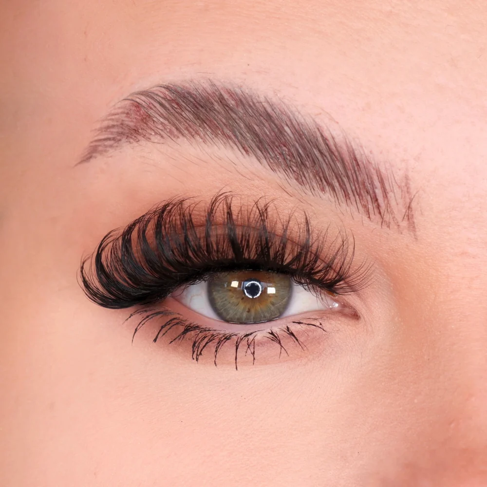 Unicorn Cosmetics Russian Full Volume Unicorn Strip Lashes Black - Image 3