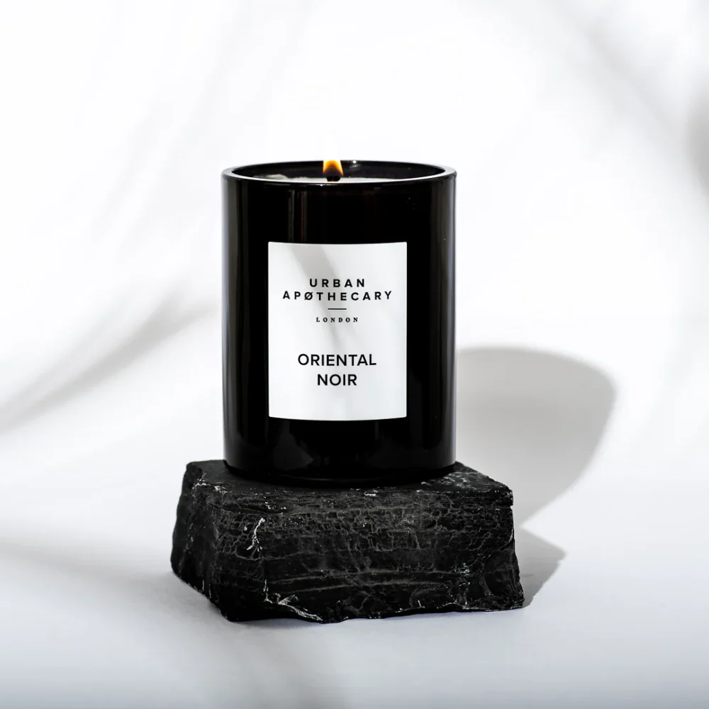 Urban Apothecary Oriental Noir Signature Jar Candle 300g - Image 3