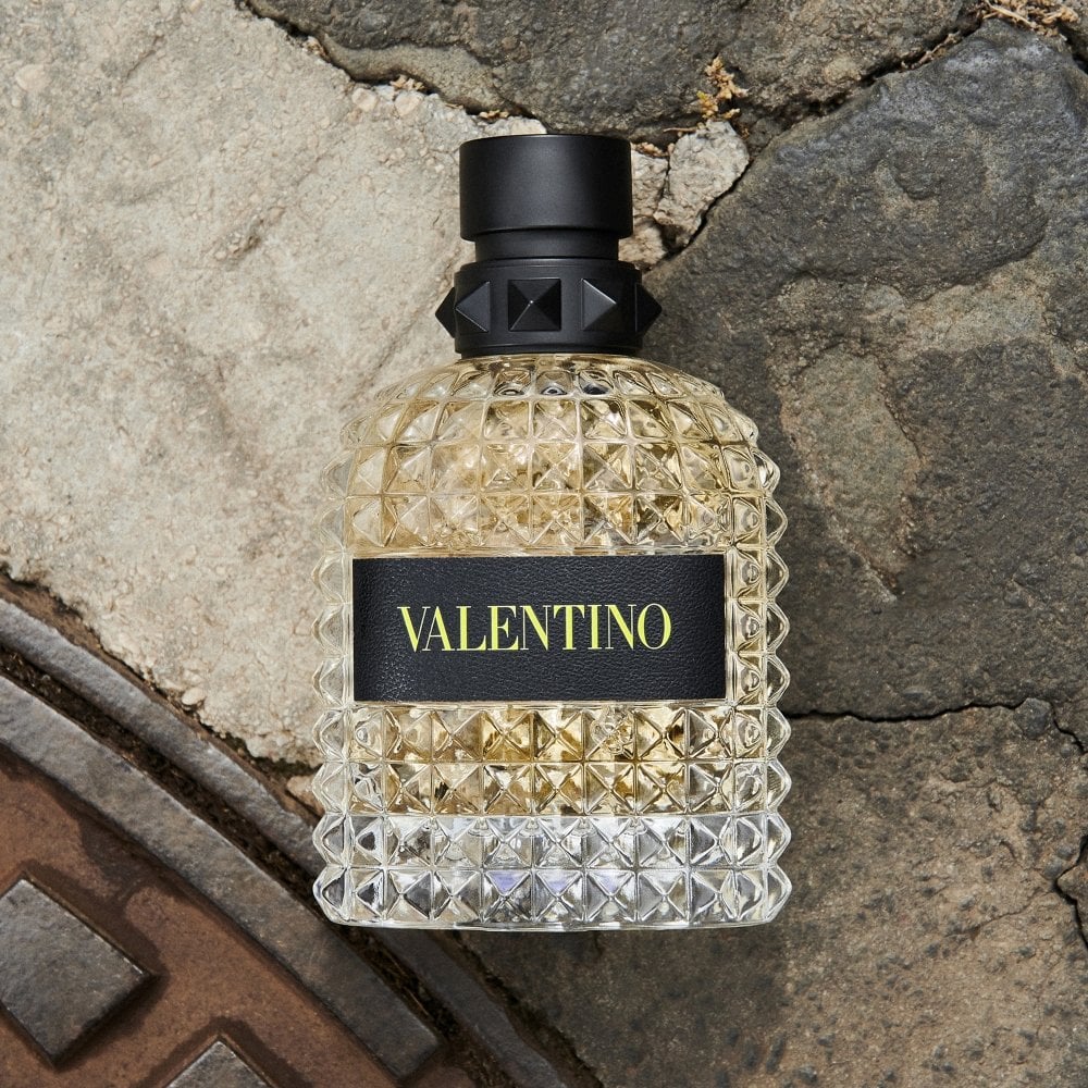 Valentino Born In Roma Uomo Yellow Dream Eau De Toilette 50ml - Image 6