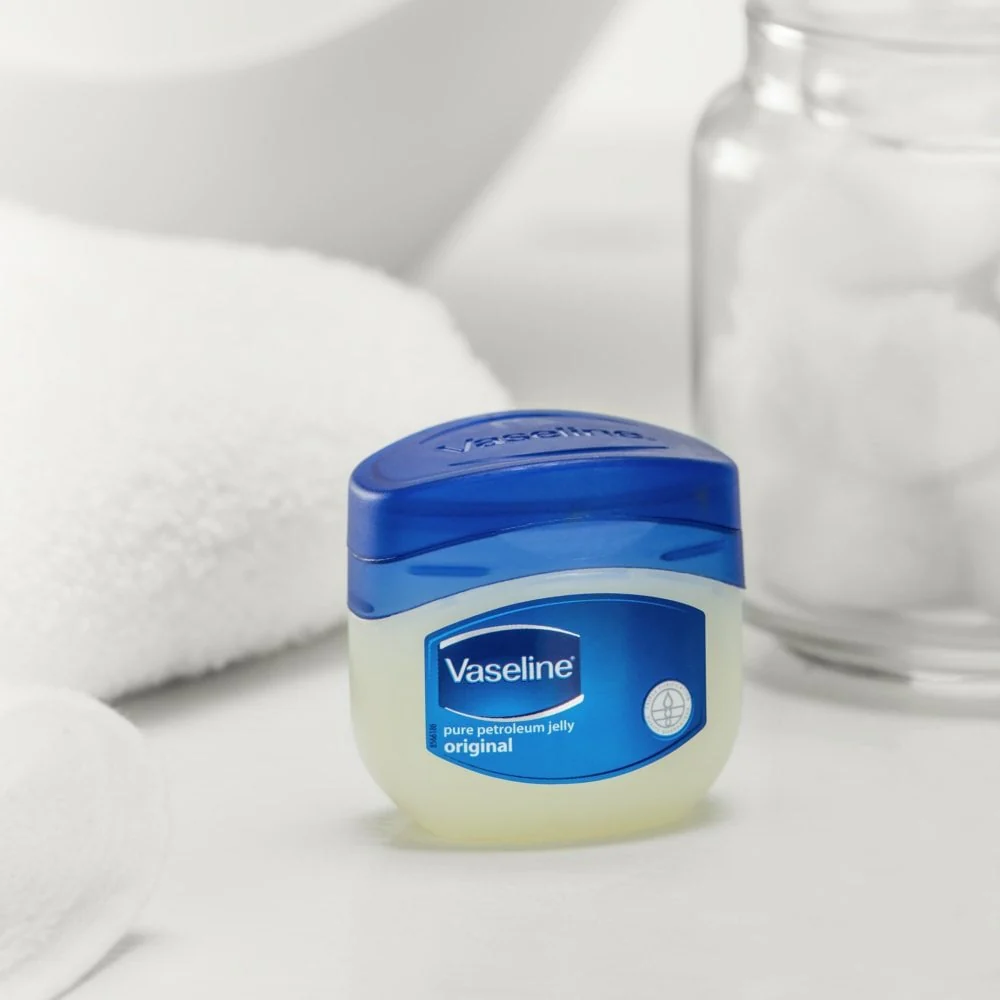 Vaseline Original Petroleum Jelly Skin Protectant 50ml - Image 3